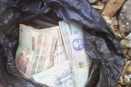 Tài xế xe giường nằm “giấu” hơn 700 triệu khách để quên: Phạm tội gì?