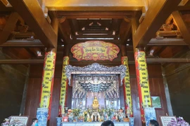 Có thật đại gia Xuân Trường lập đền thờ vợ trong chùa Tam Chúc?