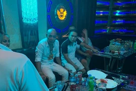 Dũng “trọc” Hà Đông, bố nuôi Khá Bảnh bị bắt liên quan ma túy: Xử thế nào?