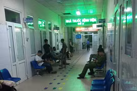 Hải Dương: “Ngáo đá” xông vào nhà, đâm vợ chồng bán đậu bị thương