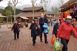 Dịch corona khiến Yên Tử vắng khách