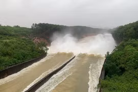 Hồ Kẻ Gỗ đã cắt lũ cho hạ du, nếu không sẽ ngập nặng hơn nữa