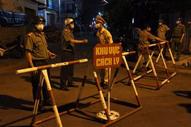 Bệnh nhân Covid-19 thứ 34 khai gian 17 F1 giờ 46 người: Khỏi... cần quy tội?