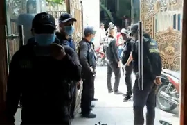 Nhóm đòi nợ thuê xông vào nhà dân, công an phải giữ trật tự