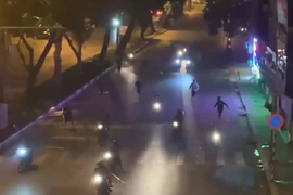 Thanh niên đánh nhau náo loạn HN: Giải mã giới trẻ hành xử côn đồ