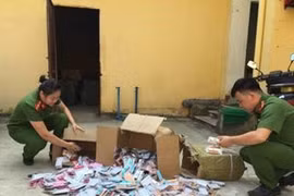 Thương nhân TQ giấu 400 dùi cui điện tại cửa khẩu Tân Thanh