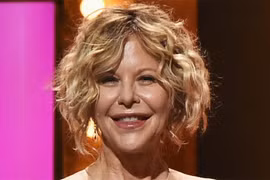 Mặt Meg Ryan sưng phồng, biến dạng
