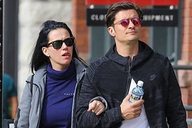 Khoảnh khắc ngọt ngào nhất của Katy Perry và Orlando Bloom