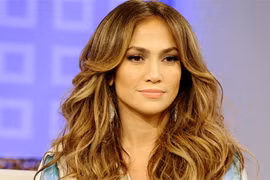Jennifer Lopez kiếm gần 40 tỷ trong một tiếng