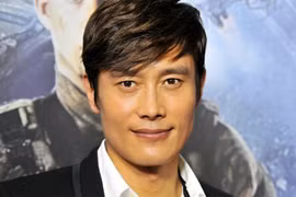 Nam tài tử Lee Byung Hun bị tống tiền 100 tỷ đồng