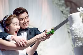 Chae Rim hạnh phúc trong ngày lên xe hoa lần 2