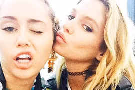 Hình ảnh tố Miley Cyrus yêu đồng tính thiên thần VS Stella