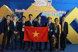 Việt Nam đoạt 3 Huy chương vàng tại Olympic Hóa học quốc tế năm 2017