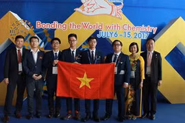 Việt Nam đoạt 3 Huy chương vàng tại Olympic Hóa học quốc tế năm 2017