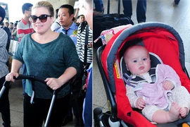 Kelly Clarkson đưa con gái đến VN để hát Hoa hậu