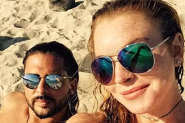 Lindsay Lohan lại có tình mới