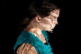 “Ráng đợi anh…”