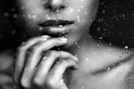 Đàn bà luôn có lỗi?