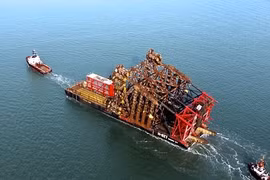 Giàn khoan như Hải Dương 981 được đem ra biển thế nào?