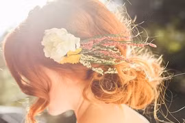 Làm sao giữa người ấy và con?