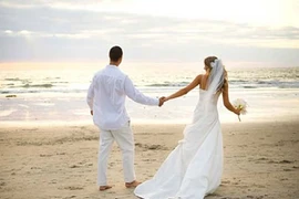 Hôn nhân thực chất là cuộc cởi đồ toàn diện