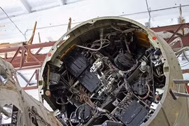 Cận cảnh tên lửa vũ trụ tại phòng nghiên cứu Moscow