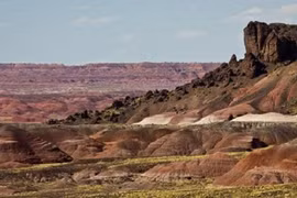 Những sa mạc chết chóc mà... tuyệt đẹp 