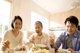 Chồng như người thừa trong nhà vợ