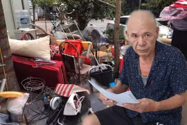 Cụ ông 72 tuổi kêu cứu bị chiếm nhà: Quận Hà Đông “thúc” Công an xử lý