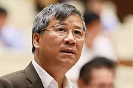 "Tổng Bí thư - Chủ tịch nước tóc bạc trắng nhưng vẫn nặng gánh sơn hà"