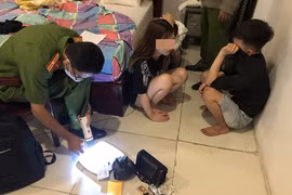 Video: Rạng sáng, phát hiện trẻ vị thành niên “phê” ma túy trong khách sạn