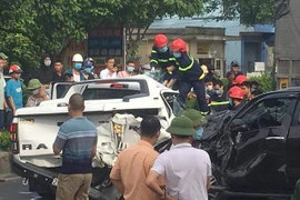 Hiện trường vụ TNGT liên hoàn giữa 9 xe ô tô trên QL1A