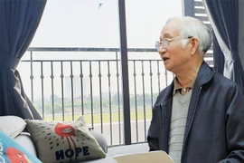 Từ vụ cháu bé 3 tuổi bị rơi từ tầng 13: Có nên lắp “chuồng chim”, “chuồng cọp“?