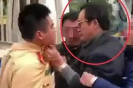 Túm cổ áo CSGT, Chi cục Trưởng Dân số tỉnh Tuyên Quang bị cảnh cáo