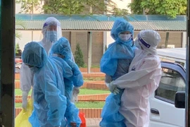 FPT nhận nuôi 1.000 trẻ mồ côi vì COVID: Ông Trương Gia Bình cần làm gì?