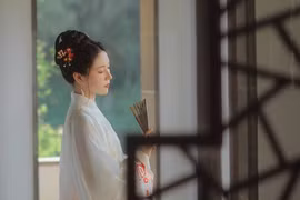 Số phận kỳ lạ của mỹ nhân làm hoàng hậu 1 tháng đã bị biếm lãnh cung