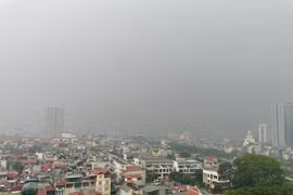 Vì sao sáng nay Hà Nội mù mịt?