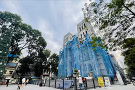 Nhà thờ lớn Hà Nội sơn sửa, không tổ chức Giáng sinh năm 2021