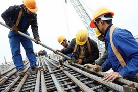 Chính phủ ban hành chính sách hỗ trợ người khó khăn do COVID-19