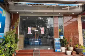 Quá khứ bất hảo của ông bố đánh con gái 6 tuổi tử vong ở Hà Nội