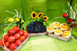 Giỏ hoa quả ngoại nhập đắt hàng ngày 20/11