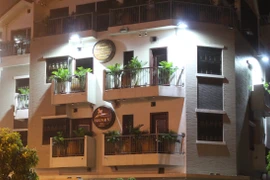 Ngắm biệt thự rượu vang độc lạ nhất Hà Nội