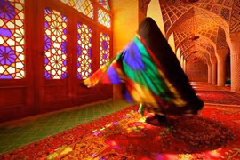 Nhà thờ Hồi giáo rực rỡ nhất thế giới có gì đặc biệt?