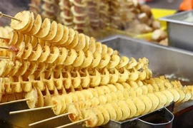 "Điểm" 6 món ăn vặt là "kẻ thù" của gan nên hạn chế