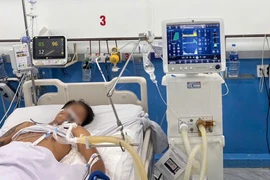 TP HCM: 5 người nhập viện, nghi ngộ độc hóa chất