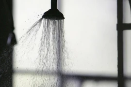 Tắm khuya tăng nguy cơ đột quỵ