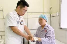 Người đàn ông bất ngờ phát hiện u màng não, dấu hiệu cảnh báo bệnh