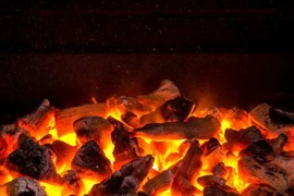 Đốt than trong nhà, 3 người ở Lạng Sơn nhập viện cấp cứu