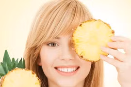 Học ngay 5 công thức làm đẹp da từ quả dứa