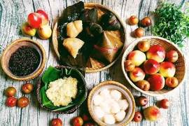 Tết Đoan Ngọ ăn gì để "diệt sâu bọ"?